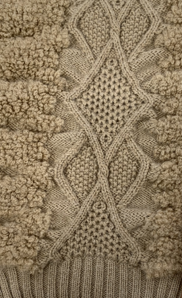 Knitted Pattern in Mohair Blend Yarn