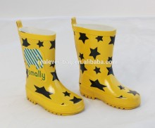 Low prices black star printing yellow kids rain boots wholesale