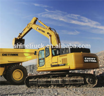 22T Excavator with enhanced working device