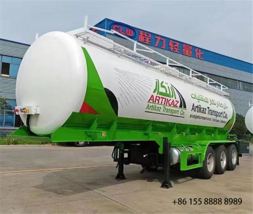 SEMI TRAILER Tangki Bahan Bakar 45000 Liter