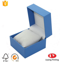Boîte de montre en plastique carré avec oreiller en velours