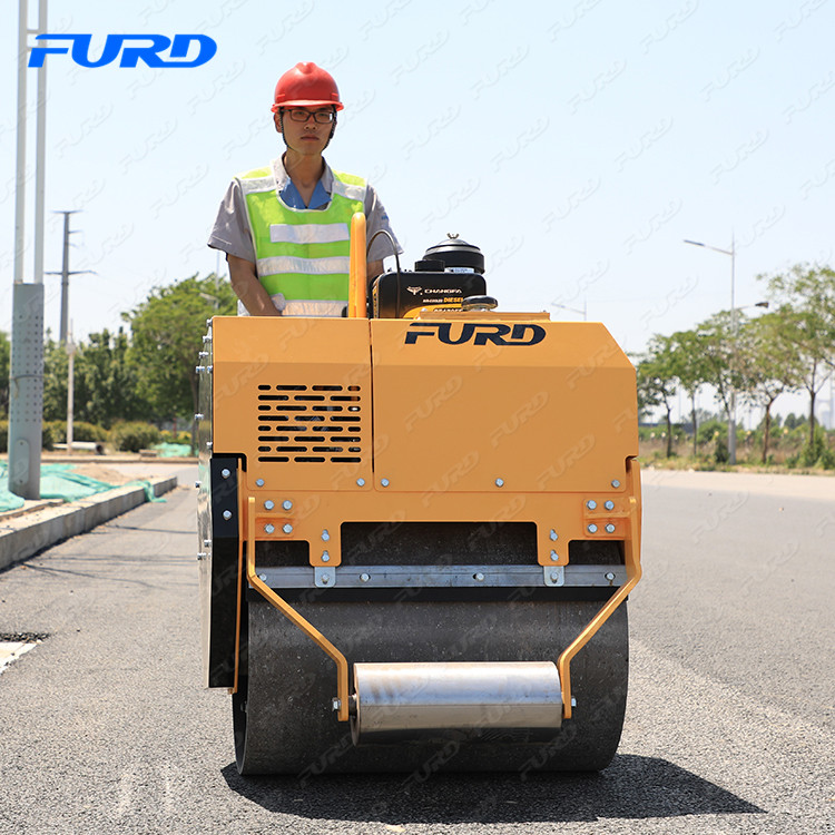 Small Hand Lawn Roller Road Compactor for Sale