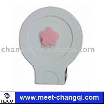 Folded paper dispenser