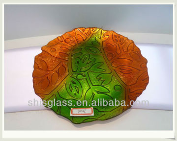 shaped round colored glass plate