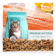 Delicious Organic Cat Food with Essential Nutrients