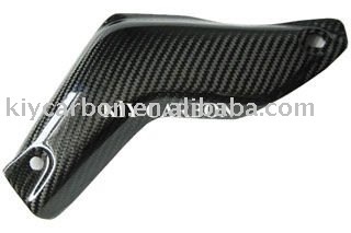 Carbon fiber parts heat shield