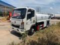 Exportation 4x2 Howo Fuel Tank Truck à vendre