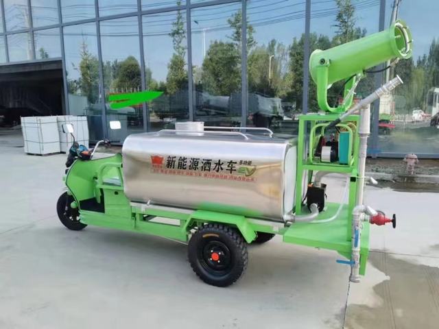 Electric Water Truck 2 Jpg