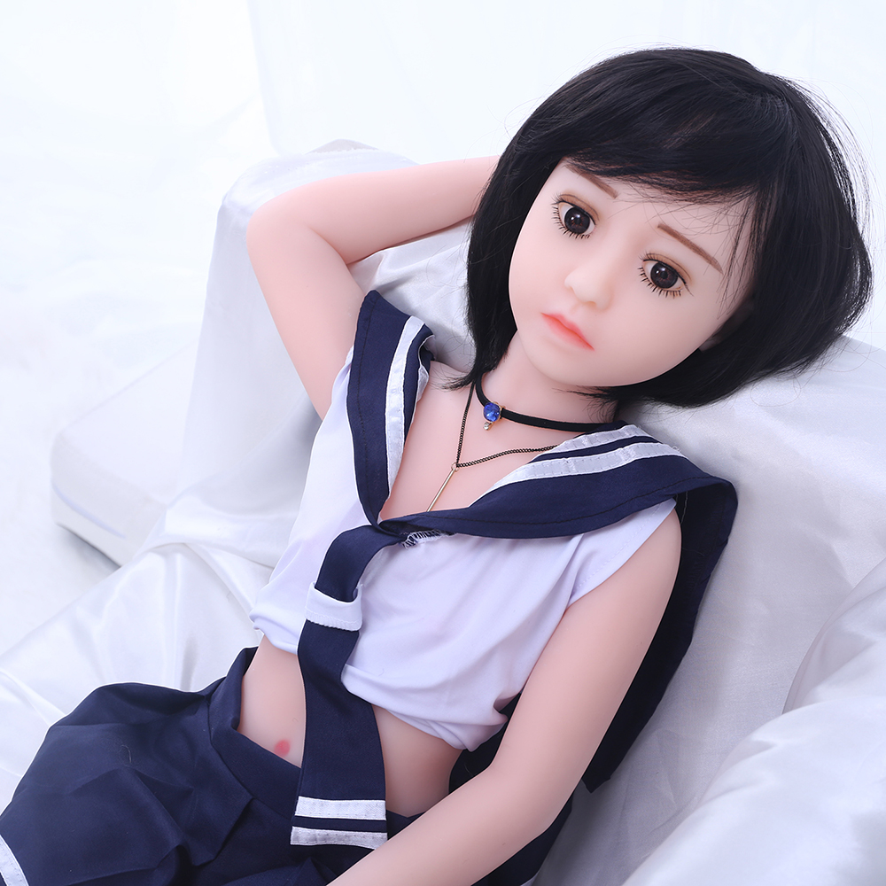 flat chest little girl doll