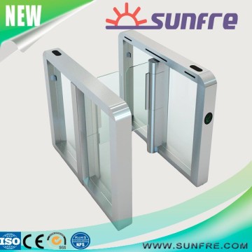 Biometric gate control swing barrier