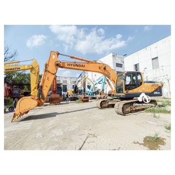 Hyundai 220 Excavator: Construction Machinery Specifications and Information