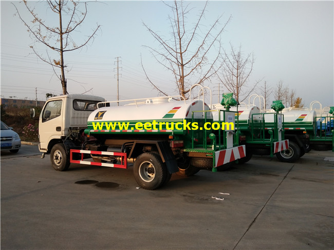 3000L Water Spraying Tanker Trucks