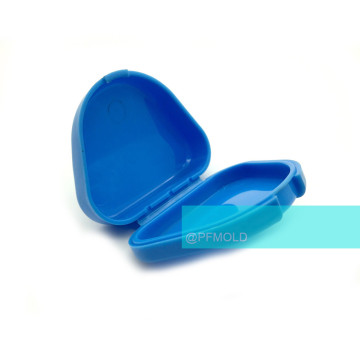 Plastic case for dental prosthesis medical material