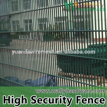 fences security