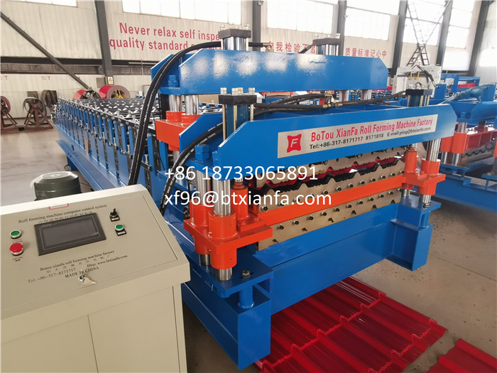 Step Tile Forming Machine