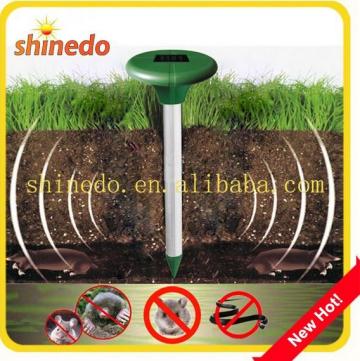High Efficiency Solar Powered Pest Repeller for Mice Snacks Rodents