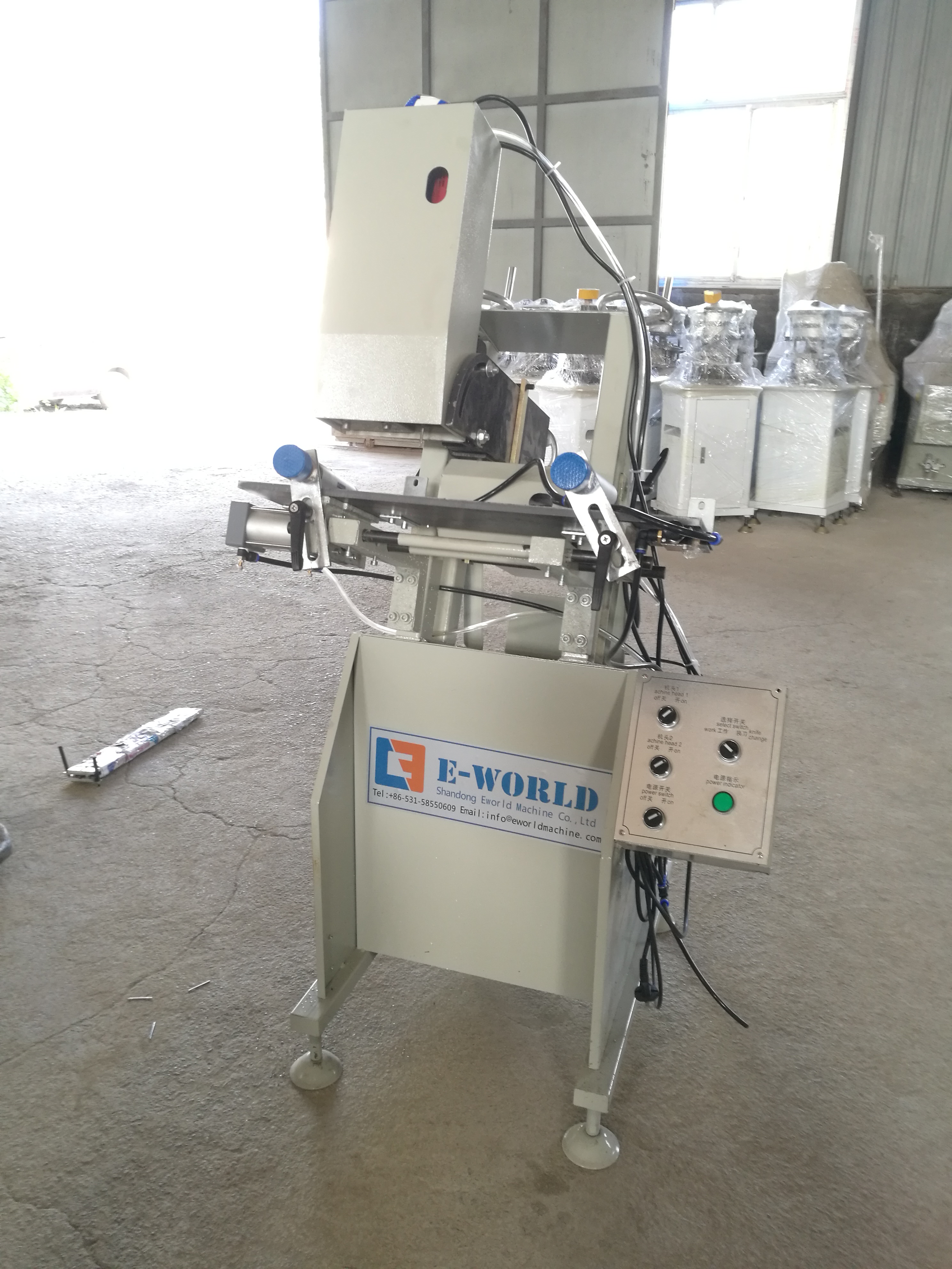 UPVC Window Making Machine for Water Slot Milling