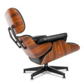 Charles Eames lounge stoel en Ottomaanske replika