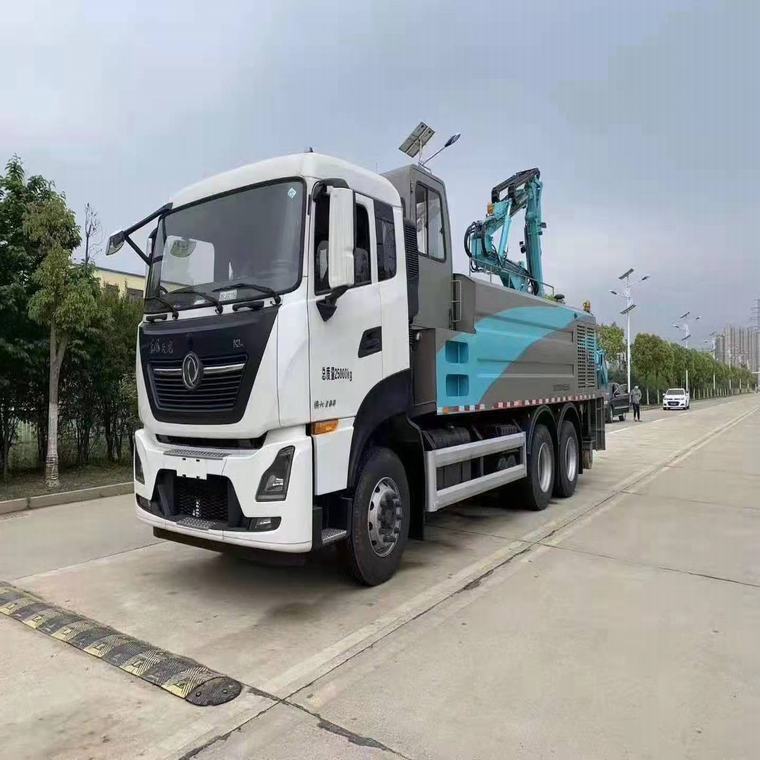 Rear Double Bridge High End Wall Cleaning Truck 5 Jpg