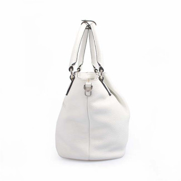 Petit sac en bambou cadenas en cuir lisse Patricia Nash