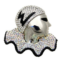 1109-Y Shy lady head brooch with fake' diamond