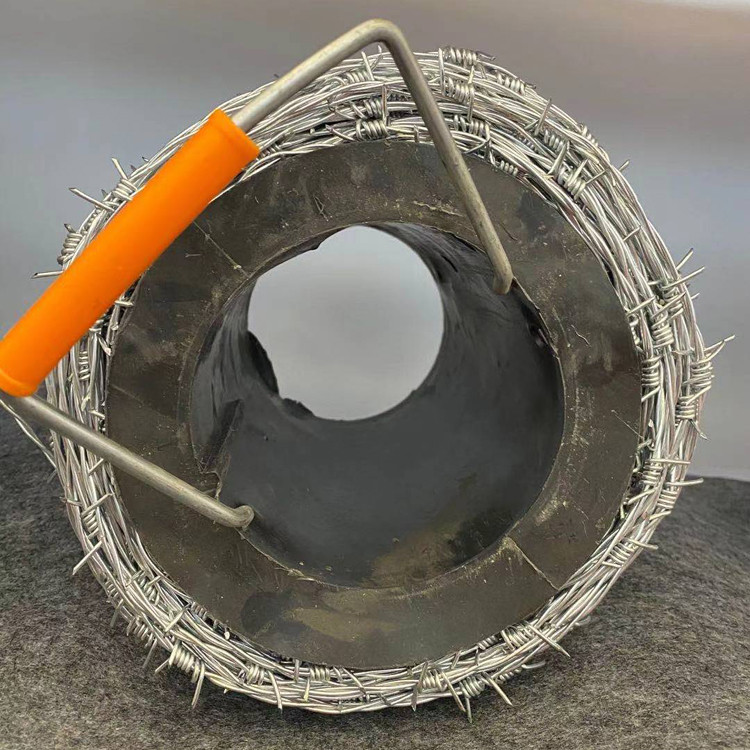 China Supplier Low Price Double Strand Barbed Wire Coil Concertina Wire for Roll