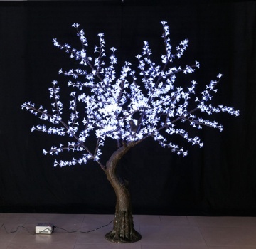 Outdoor Light Trees for Christmas Decoration