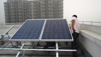 High Efficiency Solar Power System 750W for Home Using