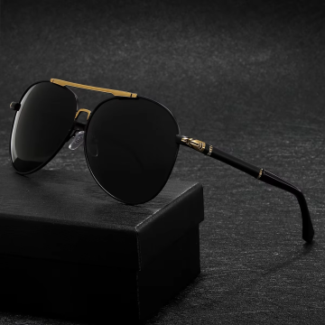 Unisex Luxury Designer Sunglasses: Polarized Glass Lenses & Metal Frames
