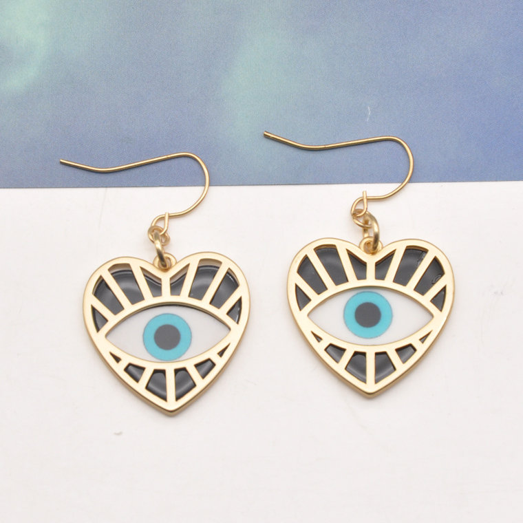 Newest design small size fish hook heart shape eye earrings