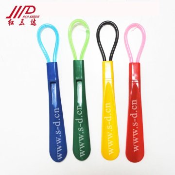 plastic shoehorn