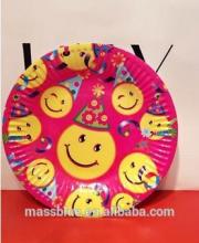 Pink color paper plate with many smile expression