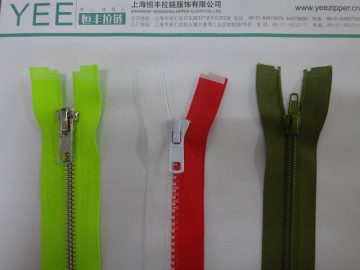 YEE Zipper003