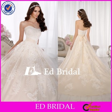 MG25 Western Style Decent White Sweetheart Appliqued Old Fashioned Wedding Dresses