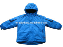 Kids ski wear