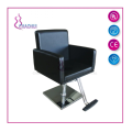 Chaise de style salon pour la coiffure