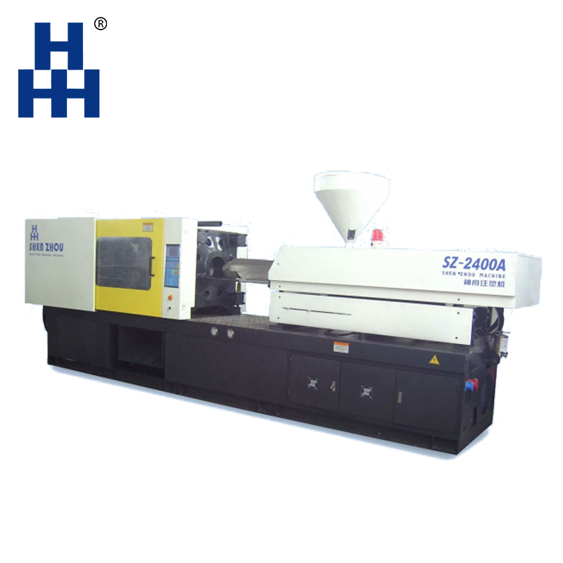 Automatic plastic cap injection molding machine