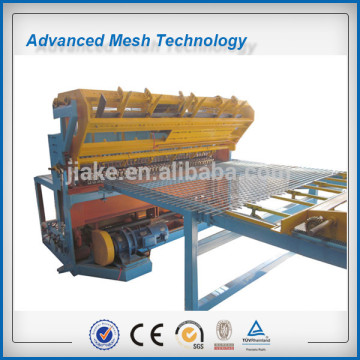 Galvanized steel welded wire mesh fence machine