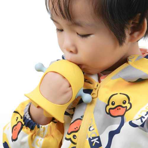 Dziecko ząbkowanie zabawki łapią Mitt dla niemowląt