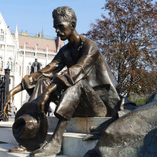 European style casting bronze figure statue in street for public place decoration