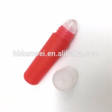 Wholesale 2ml mini emty plastic liquid oil roll on bottle for lip oil use