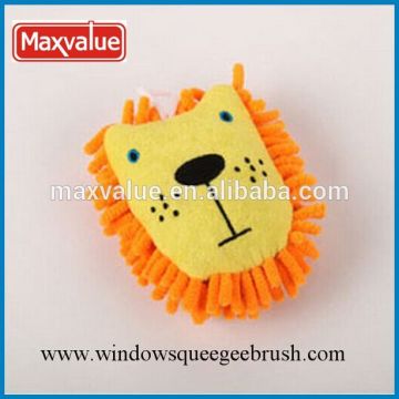 Soft chenille lion type cleaning mitts