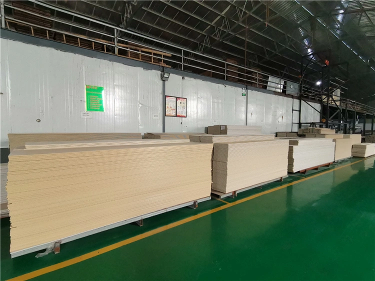 China Wholesale Modern Design Fireproofing WPC Interior Wall Panel Cladding for Indoor Decoration