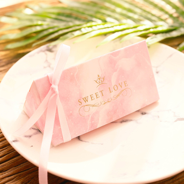 Small pink pyramid candy boxes