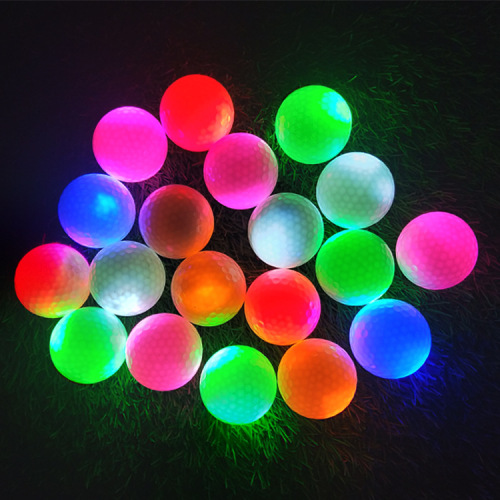 Balles de golf LED colorées de nuit de ventes chaudes