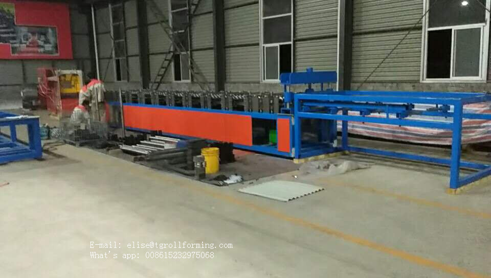 Hi-rib lath machine \ เครื่องขึ้นรูปแบบซี่สูง