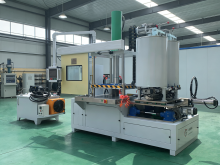 Single-station ceramic core machine