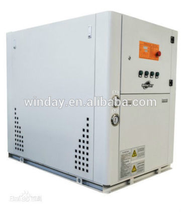 Water chiller for bottle blowing machine