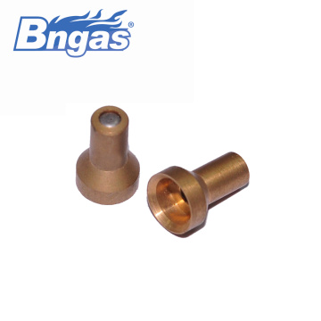 Gas nozzle injector for gas heater burner