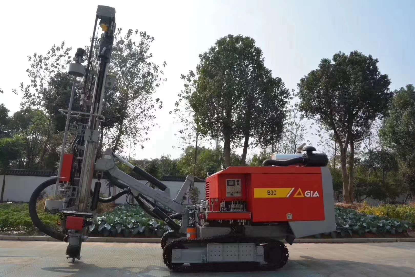 new GIA B3C rock drilling rigs